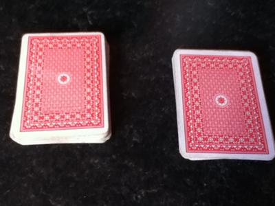 deck cut, spectator's card on right(from the middleof deck)